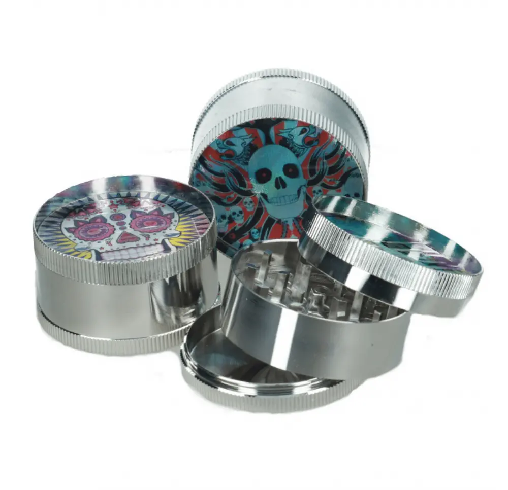 Młynek metalowy Czacha 3 części 52 mm MIX wzorów