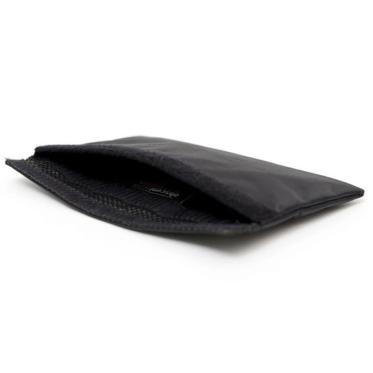 szaszetka-absorbujaca-zapach-czarna-29cm-x-15cm-IN-051-3390