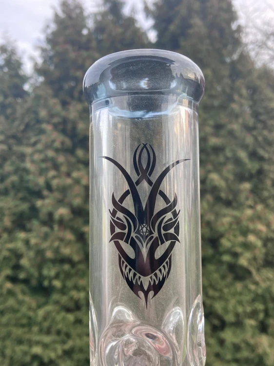 Bongo szklane Tribal Tattoo 14,5 mm - samo bongo - wybity dyfuzor
